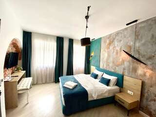 Отель Lumiere House Sibiu Сибиу Улучшенный номер с кроватью размера «king-size»-4